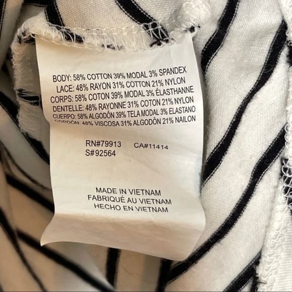 Motherhood Maternity Stripe & Lace Maternity Top M - Picture 7 of 8